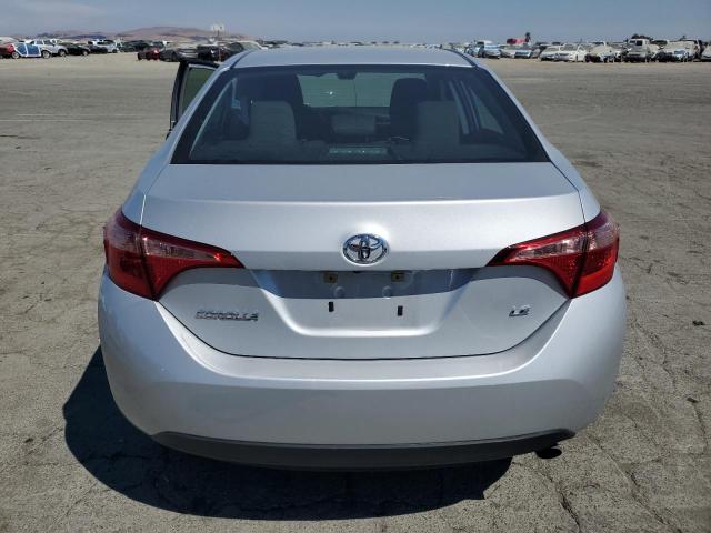 2T1BURHE1KC246758 - 2019 TOYOTA COROLLA L ვერცხლისფერი ფოტო 6