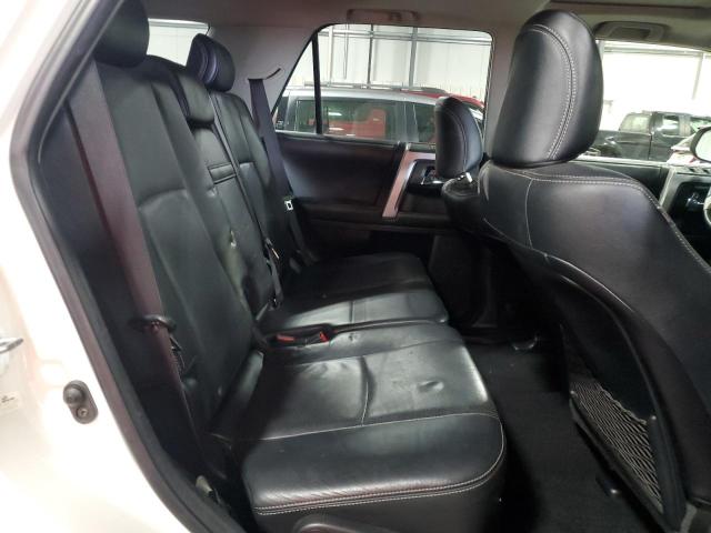 JTEBU5JR3H5411622 - 2017 TOYOTA 4RUNNER SR5/SR5 PREMIUM Beyaz fotoğraf 11