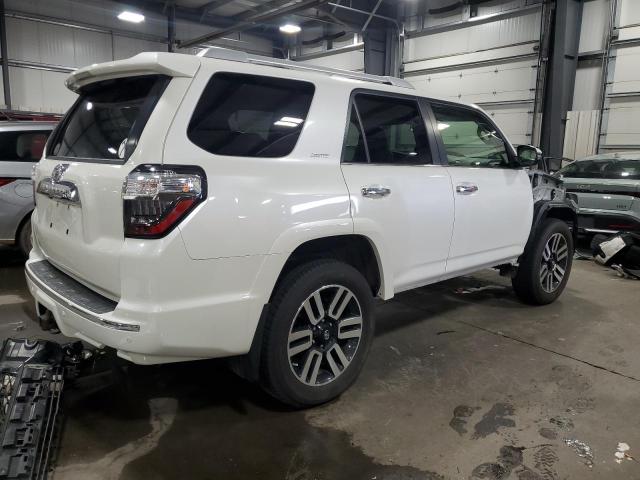 JTEBU5JR3H5411622 - 2017 TOYOTA 4RUNNER SR5/SR5 PREMIUM Beyaz fotoğraf 3