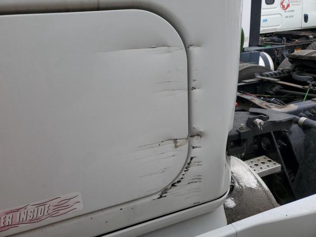 3AKGGLD50ESFZ5424 - 2014 FREIGHTLINER CASCADIA WHITE photo 9