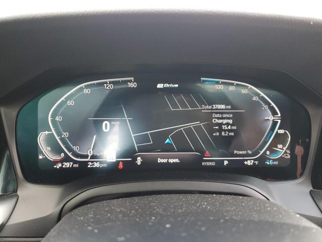 3MW5P9J0XN8C73901 - 2022 BMW 330XE WHITE photo 9