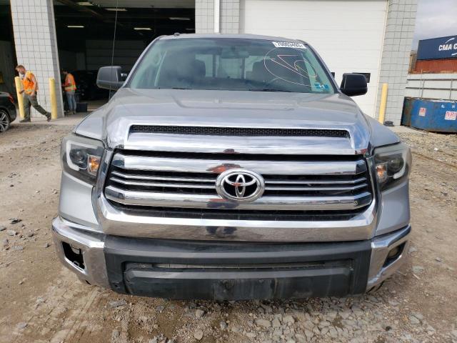 5TFUY5F15GX518517 - 2016 TOYOTA TUNDRA DOUBLE CAB SR/SR5 SILVER photo 5