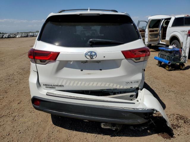 5TDJZRFH8KS934127 - 2019 TOYOTA HIGHLANDER SE თეთრი ფოტო 6