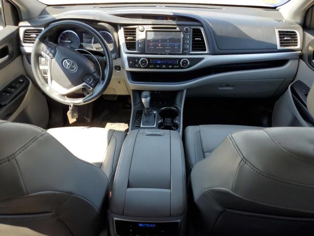 5TDJZRFH8KS934127 - 2019 TOYOTA HIGHLANDER SE თეთრი ფოტო 8