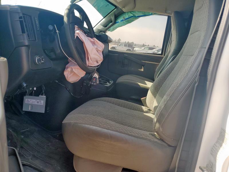 1GAZGMFG9H1223053 - 2017 CHEVROLET EXPRESS G3 LT WHITE photo 7