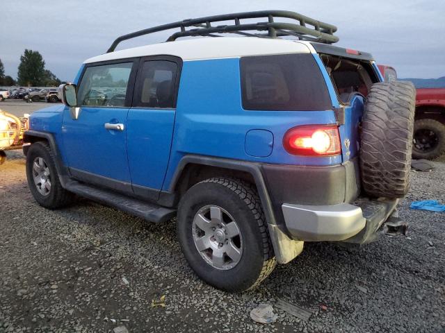 JTEBU11F770071126 - 2007 TOYOTA FJ CRUISER BLUE photo 2