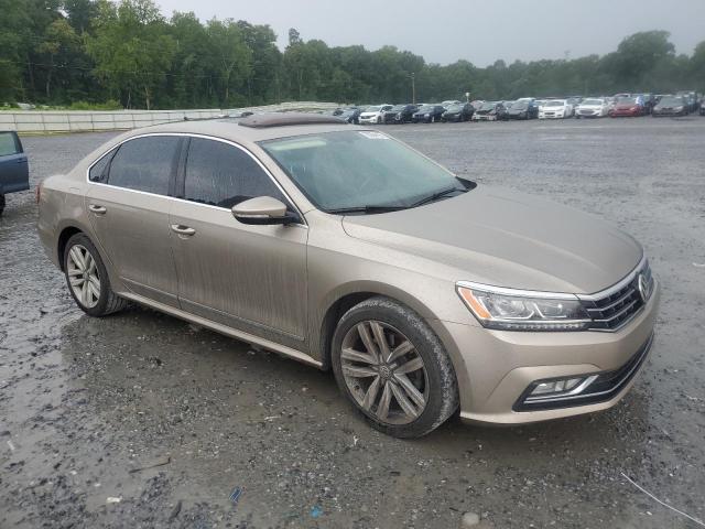1VWCT7A37GC064404 - 2016 VOLKSWAGEN PASSAT SEL GOLD photo 4