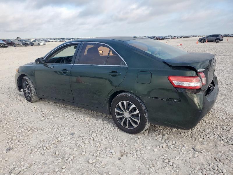 4T1BF3EK3BU620495 - 2011 TOYOTA CAMRY BASE GREEN photo 2