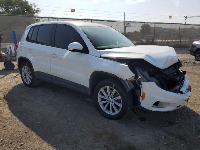 WVGAV7AX8HK047301 - 2017 VOLKSWAGEN TIGUAN S WHITE photo 4