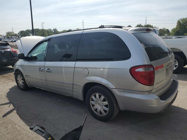 2C4GP54L25R132105 - 2005 CHRYSLER TOWN & COU TOURING SILVER photo 2