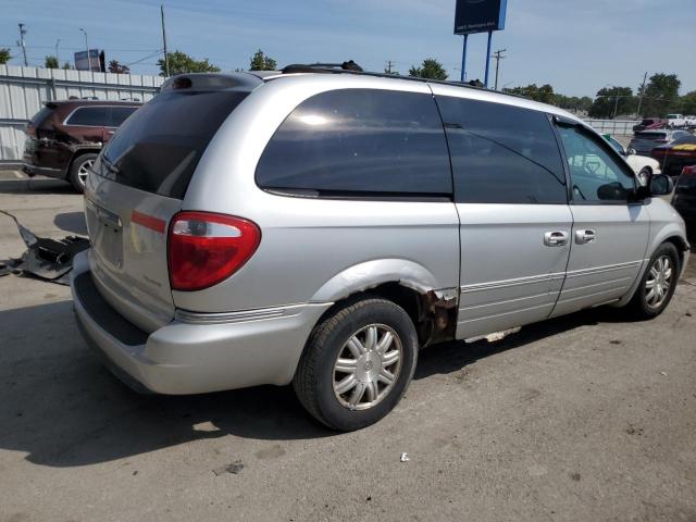 2C4GP54L25R132105 - 2005 CHRYSLER TOWN & COU TOURING SILVER photo 3