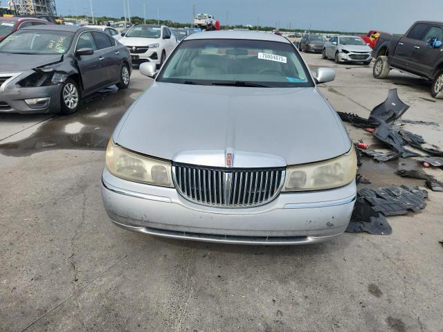 1LNHM81W8YY935431 - 2000 LINCOLN TOWN CAR EXECUTIVE Grau Foto 5