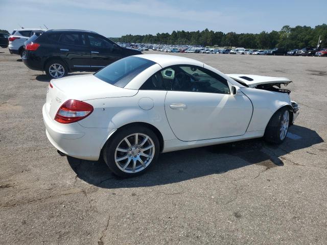 WDBWK56F85F063282 - 2005 MERCEDES-BENZ SLK 350 WHITE photo 3