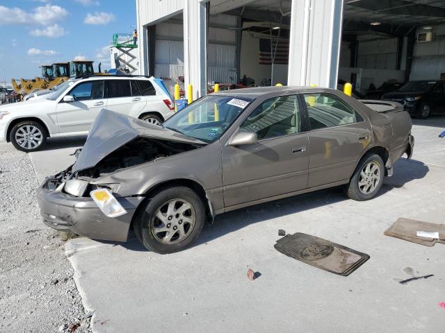 1999 TOYOTA CAMRY LE, 