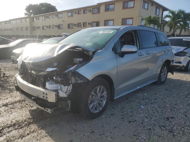 2024 TOYOTA SIENNA XLE, 