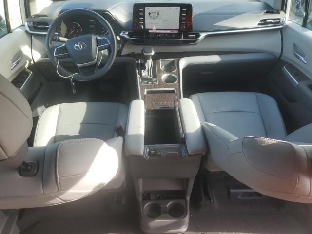 5TDYRKEC8RS201095 - 2024 TOYOTA SIENNA XLE SILVER photo 8