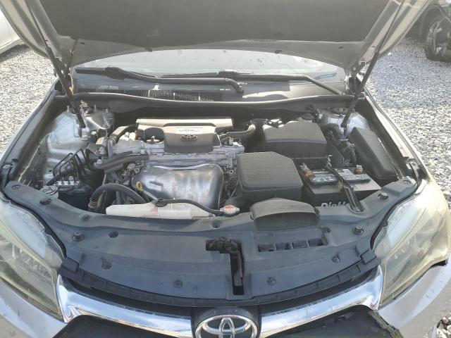 4T1BF1FK3GU598976 - 2016 TOYOTA CAMRY LE SILVER photo 11