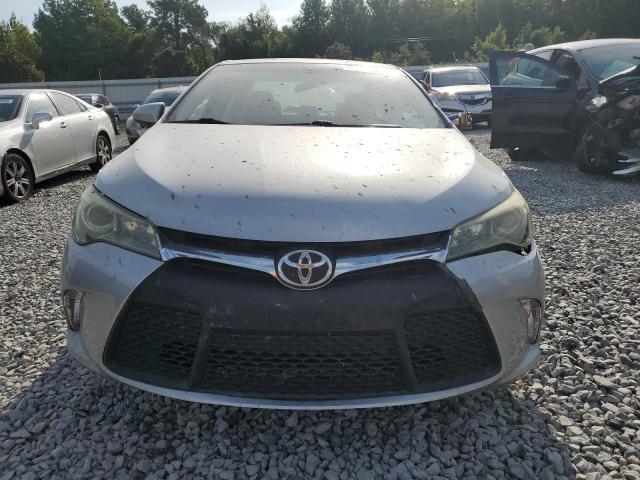 4T1BF1FK3GU598976 - 2016 TOYOTA CAMRY LE SILVER photo 5