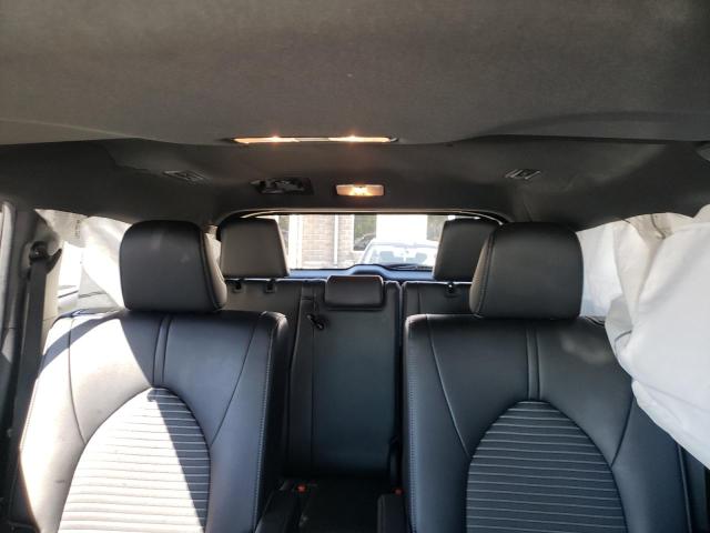 5TDKDRBH1PS024383 - 2023 TOYOTA HIGHLANDER L WHITE photo 10