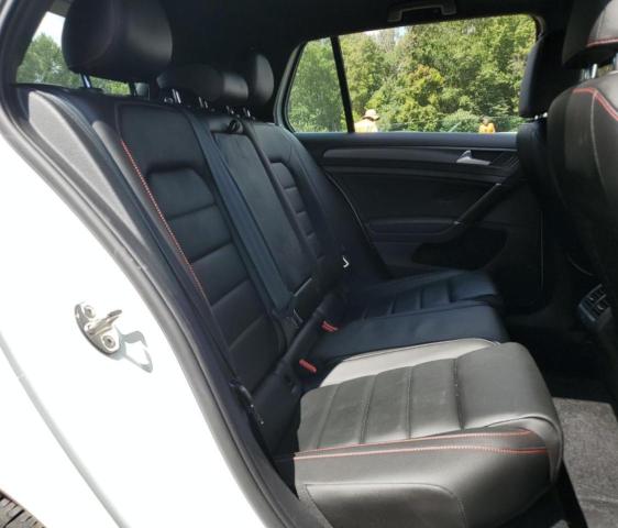 3VW6T7AU1MM009348 - 2021 VOLKSWAGEN GTI S WHITE photo 10