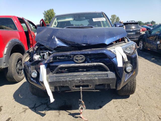 JTEBU5JR0K5735067 - 2019 TOYOTA 4RUNNER SR5/SR5 PREMIUM أزرق صورة 5