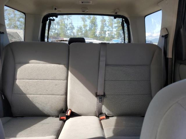 1FMYU93105KB28424 - 2005 FORD ESCAPE XLT SILVER photo 10