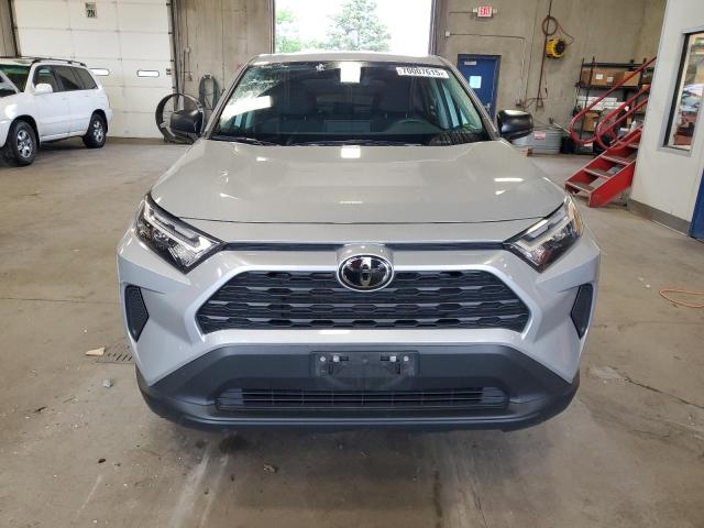 2T3F1RFV5PW334500 - 2023 TOYOTA RAV4 LE 银色 照片 5