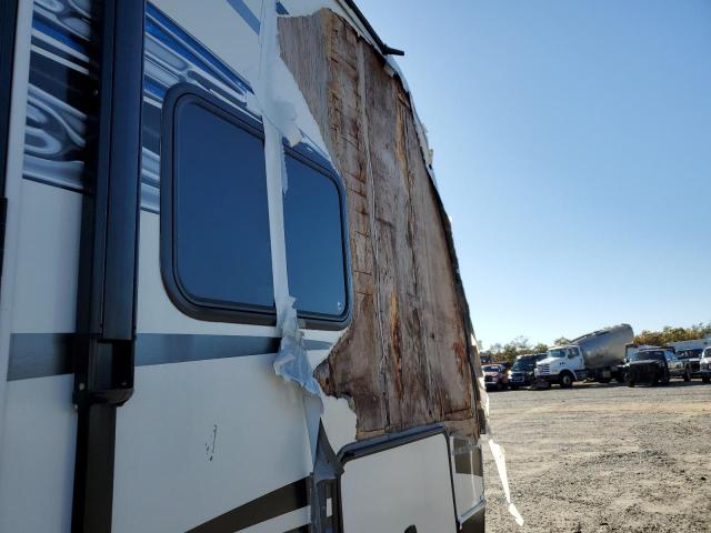 4YDT30028FF815166 - 2015 KEYSTONE RV 23KRS TWO TONE photo 9