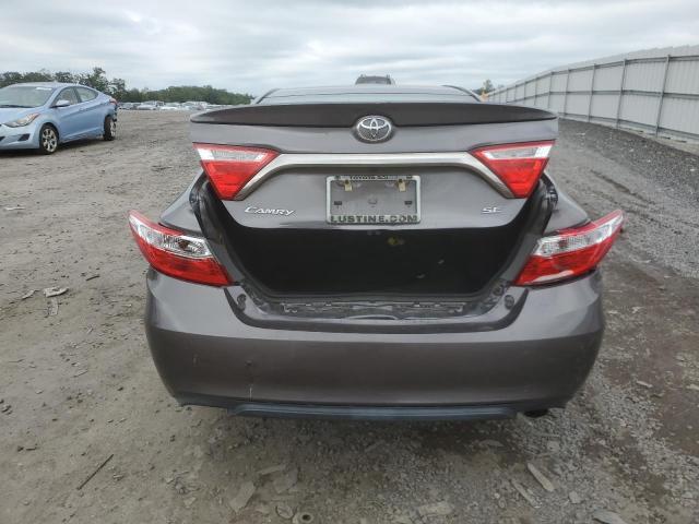 4T1BF1FK0GU599230 - 2016 TOYOTA CAMRY LE رمادي صورة 6