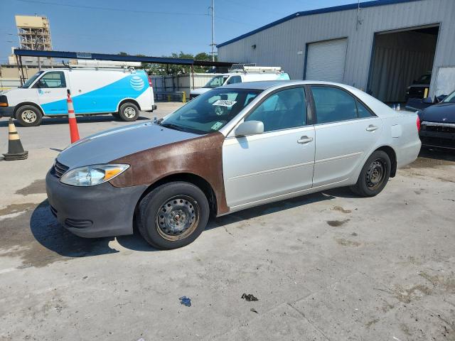 2002 TOYOTA CAMRY LE, 