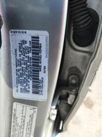 4T1BE32K42U579768 - 2002 TOYOTA CAMRY LE 银色 照片 12