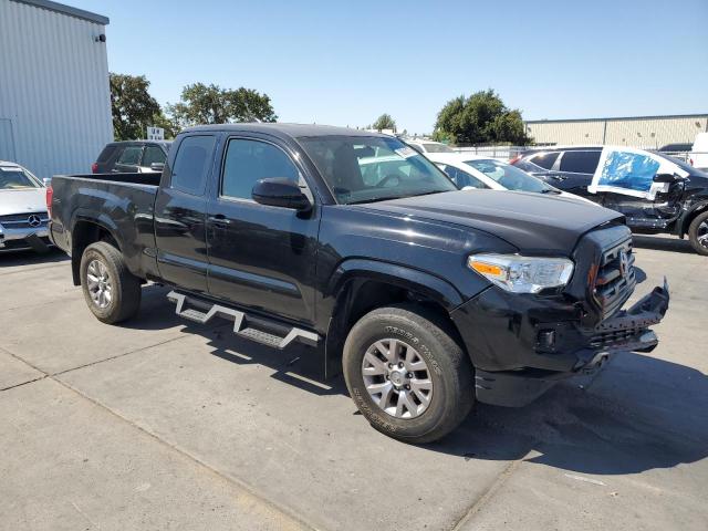 5TFRX5GN2HX101920 - 2017 TOYOTA TACOMA ACCESS CAB BLACK photo 4