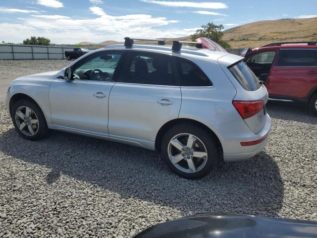 WA1LKAFP6AA042762 - 2010 AUDI Q5 PREMIUM PLUS SILVER photo 2