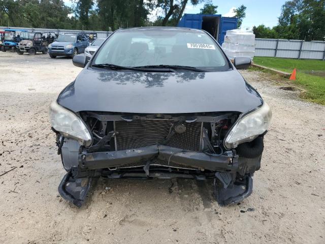 2T1BU4EE4DC994026 - 2013 TOYOTA COROLLA BASE 灰色 照片 5