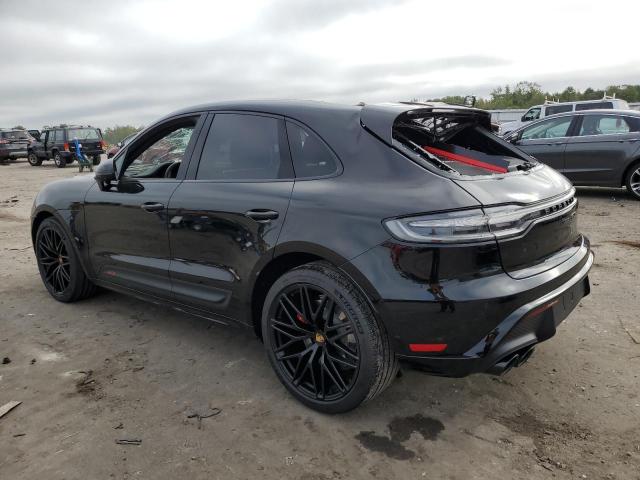 WP1AF2A52NLB31346 - 2022 PORSCHE MACAN GTS BLACK photo 2