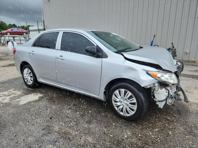 JTDBL40E399078428 - 2009 TOYOTA COROLLA BASE Gümüş foto 4