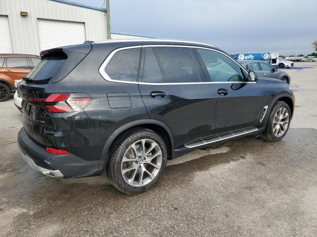 5UX13EU06R9T70606 - 2024 BMW X5 SDRIVE 40I BLACK photo 3
