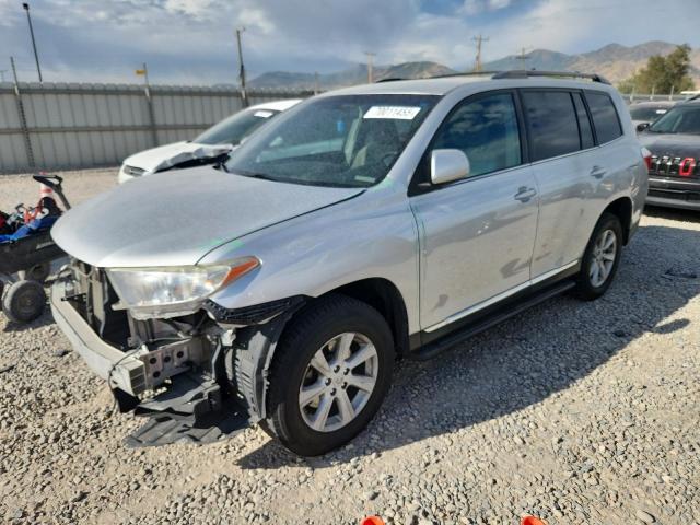 2013 TOYOTA HIGHLANDER BASE, 