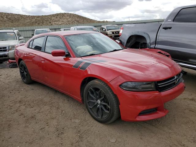 2C3CDXBG9GH109961 - 2016 DODGE CHARGER SE RED photo 4