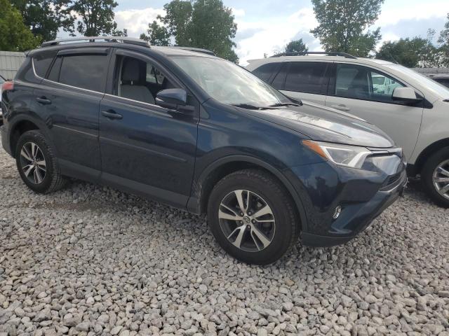 2T3RFREV0HW661565 - 2017 TOYOTA RAV4 XLE BLUE photo 4