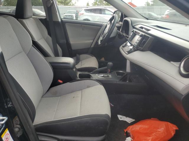 2T3RFREV0HW661565 - 2017 TOYOTA RAV4 XLE BLUE photo 7