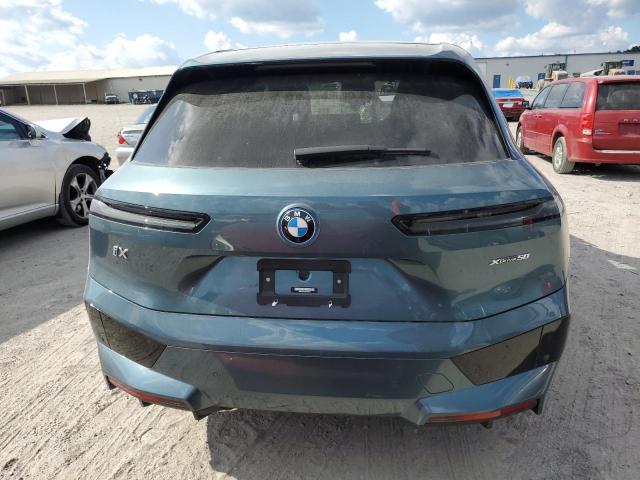 WB523CF02RCN46072 - 2024 BMW IX XDRIVE50 GRAY photo 6