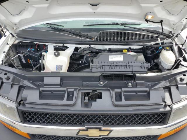 1GAZGMFP2J1258295 - 2018 CHEVROLET EXPRESS G3 LT WHITE photo 12