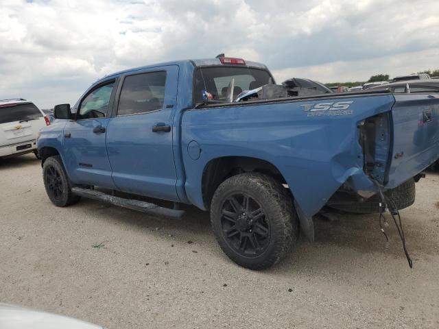 5TFDY5F12LX887345 - 2020 TOYOTA TUNDRA CREWMAX SR5 BLUE photo 2