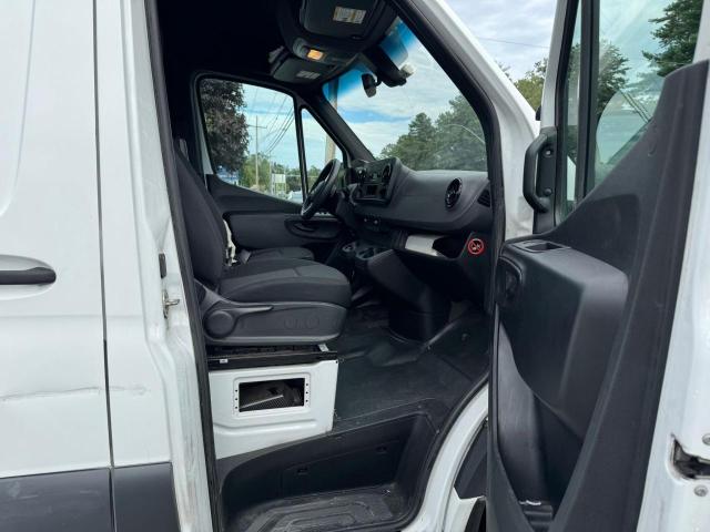W1W4ECHY3LT037579 - 2020 MERCEDES-BENZ SPRINTER 2500 Blanc photo 5