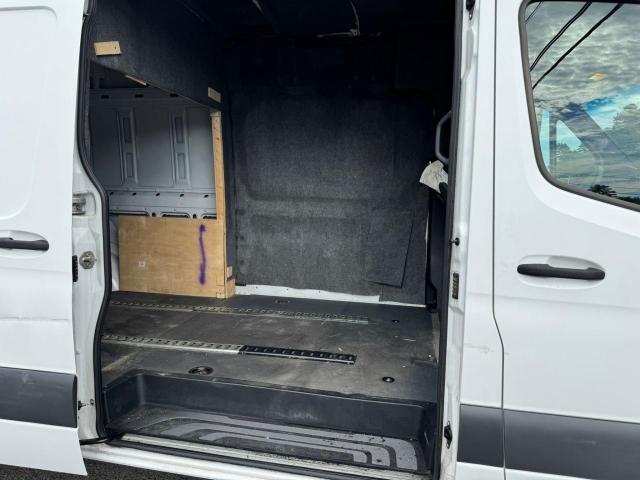 W1W4ECHY3LT037579 - 2020 MERCEDES-BENZ SPRINTER 2500 Blanc photo 6