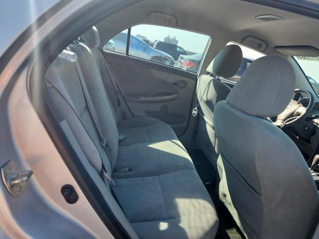 1NXBU4EE5AZ252115 - 2010 TOYOTA COROLLA BASE 银色 照片 10