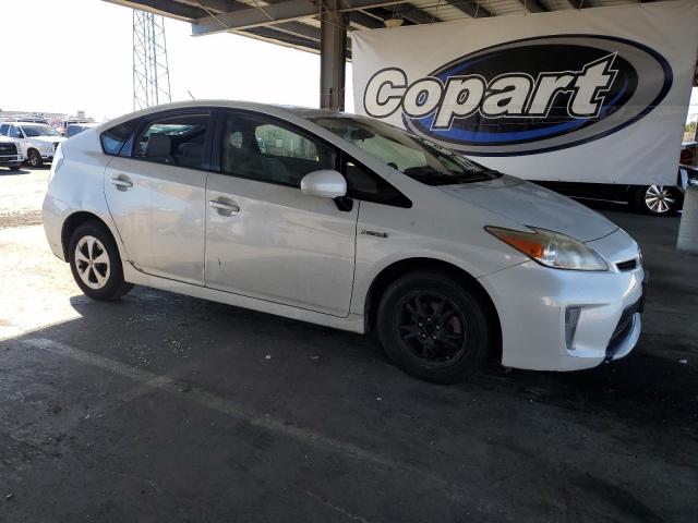 JTDKN3DU2D1708453 - 2013 TOYOTA PRIUS 白色 照片 4