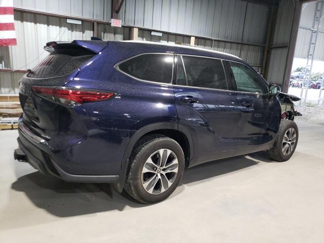 5TDGZRBH4NS244010 - 2022 TOYOTA HIGHLANDER XLE BLUE photo 3