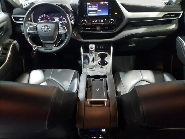 5TDGZRBH4NS244010 - 2022 TOYOTA HIGHLANDER XLE BLUE photo 8